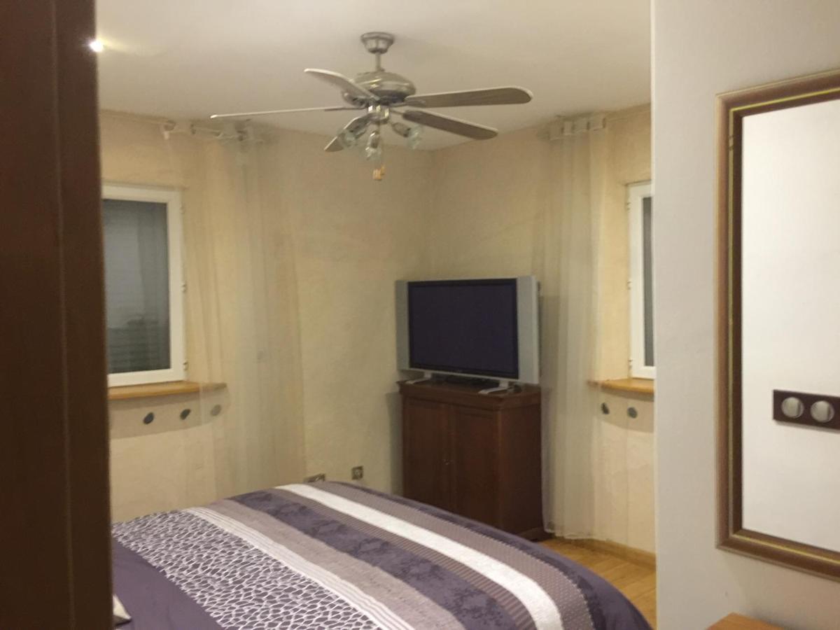 La Découverte, Jacuzzi, Sauna, et Terrasse avec vue sur lac à la campagne entre Toulouse et Auch Catonvielle Extérieur photo