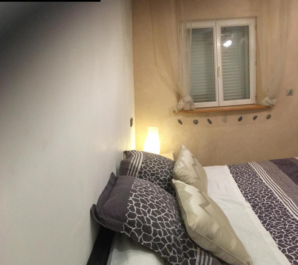La Découverte, Jacuzzi, Sauna, et Terrasse avec vue sur lac à la campagne entre Toulouse et Auch Catonvielle Extérieur photo